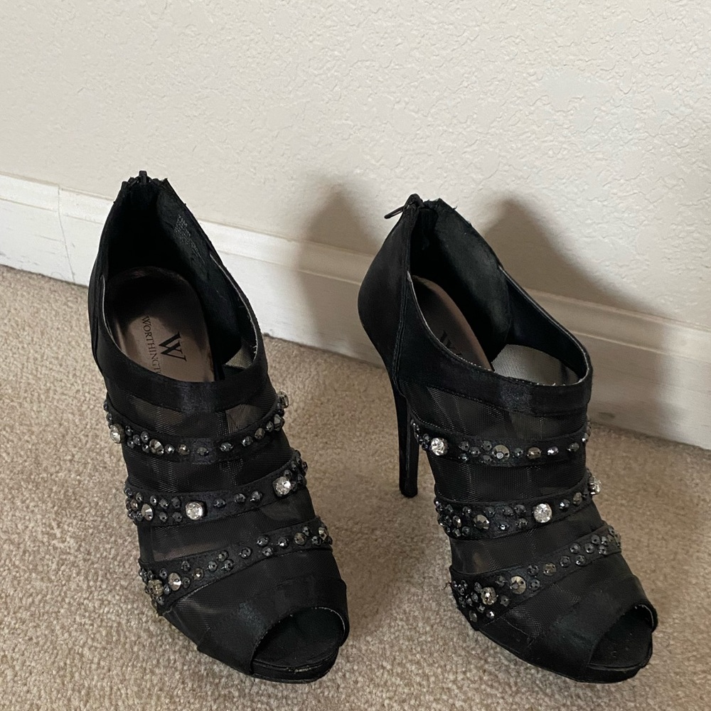 Black jeweled heel